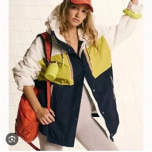 Free peoples searching for something parka - Picture 5 of 10